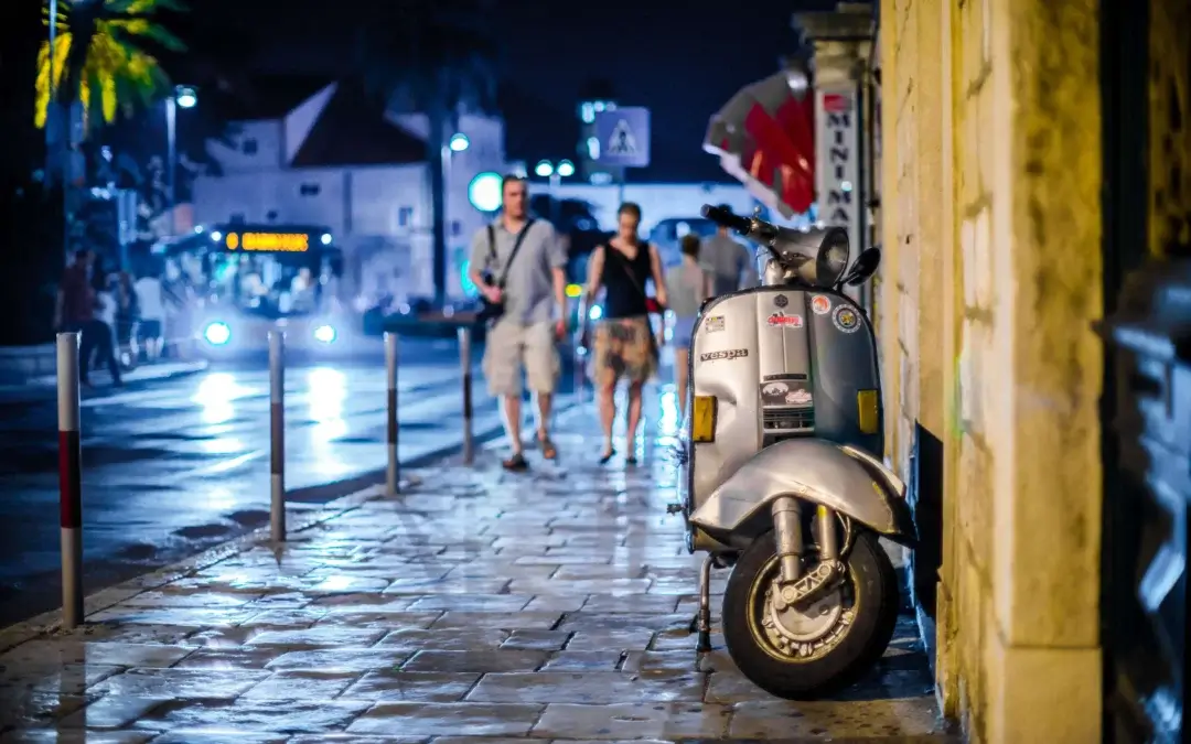 Baleárske ostrovy stopli nočný predaj alkoholu v turistických lokalitách